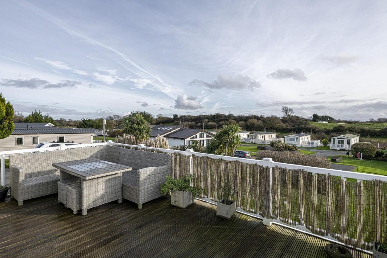 134 Glan Gors Brynteg Exterior photo