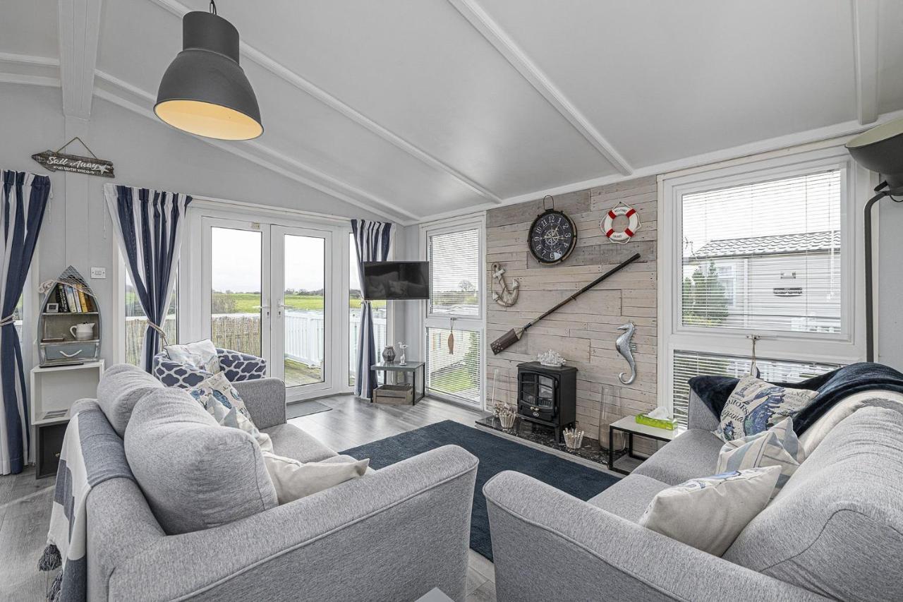 134 Glan Gors Brynteg Exterior photo