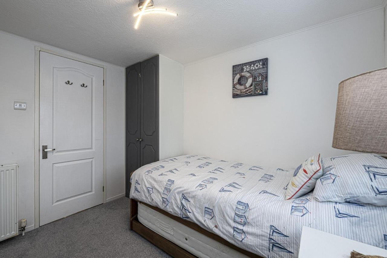 134 Glan Gors Brynteg Exterior photo